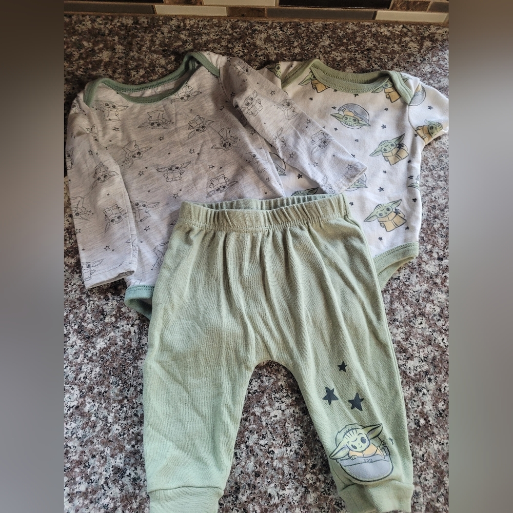 Disney Star Wars Baby Yoda 3-Piece Pant Set